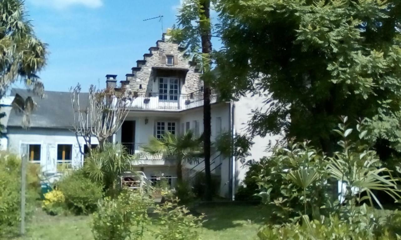Chambres D'Hotes L'Oustal Oloron-Sainte-Marie Exteriér fotografie